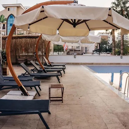 דירה Only One Suites & Residences