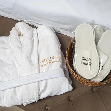 Only One Suites & Residences Apartment *