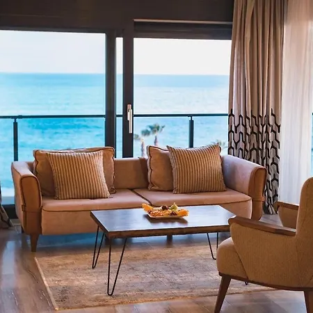 Only One & Residences Apartman